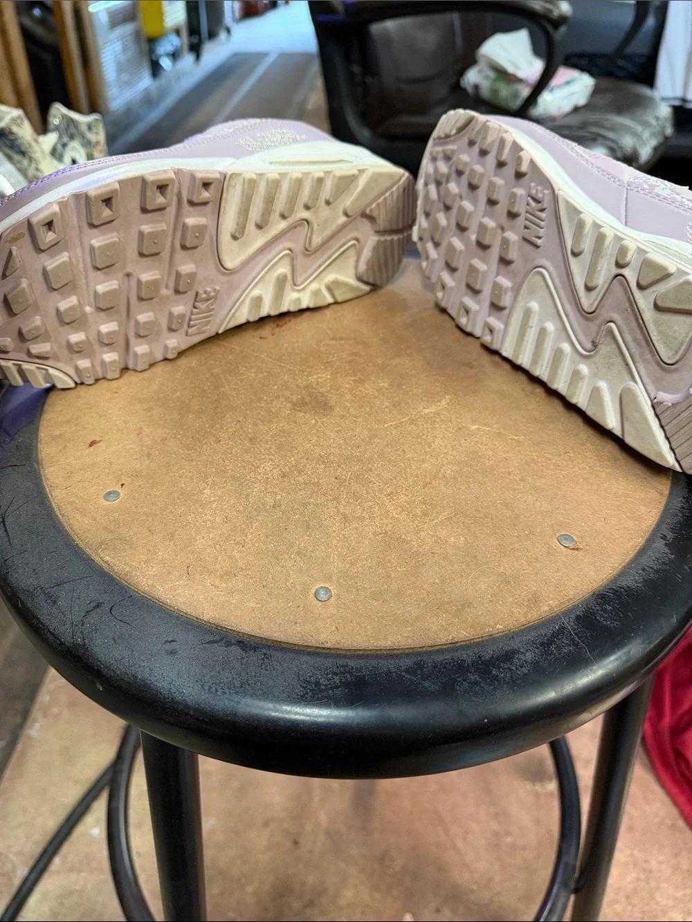 Nike Women's Lavender/Pale Pink Casual Sneakers
